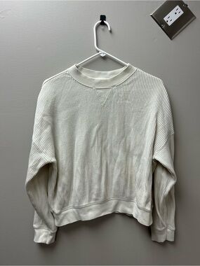 Gap Women’s Waffleknit Long Sleeve Crewneck Sweater